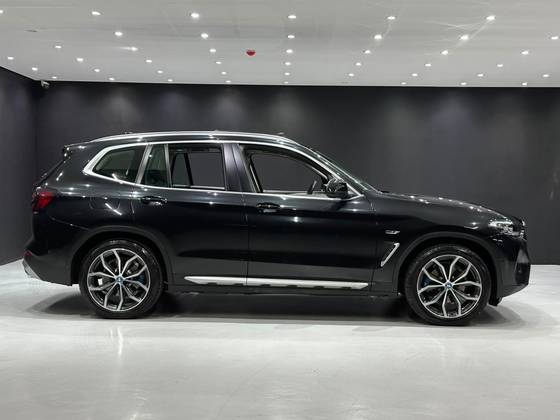 BMW X3 2.0 16V HÍBRIDO X LINE XDRIVE30E STEPTRONIC BMW X3 2.0 16V HÍBRIDO X LINE XDRIVE30E STEPTRONIC